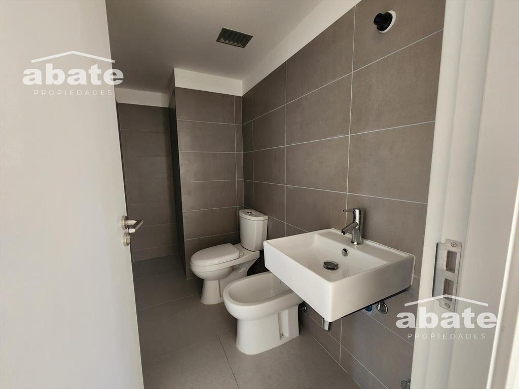 Venta apartamento 3 Dormitorios en Aguada 01 Libertador pis