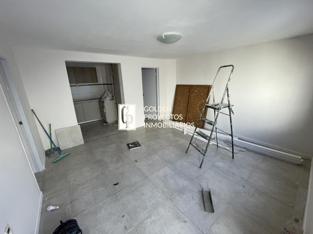 Apartamento en alquiler un dormitorio con cochera