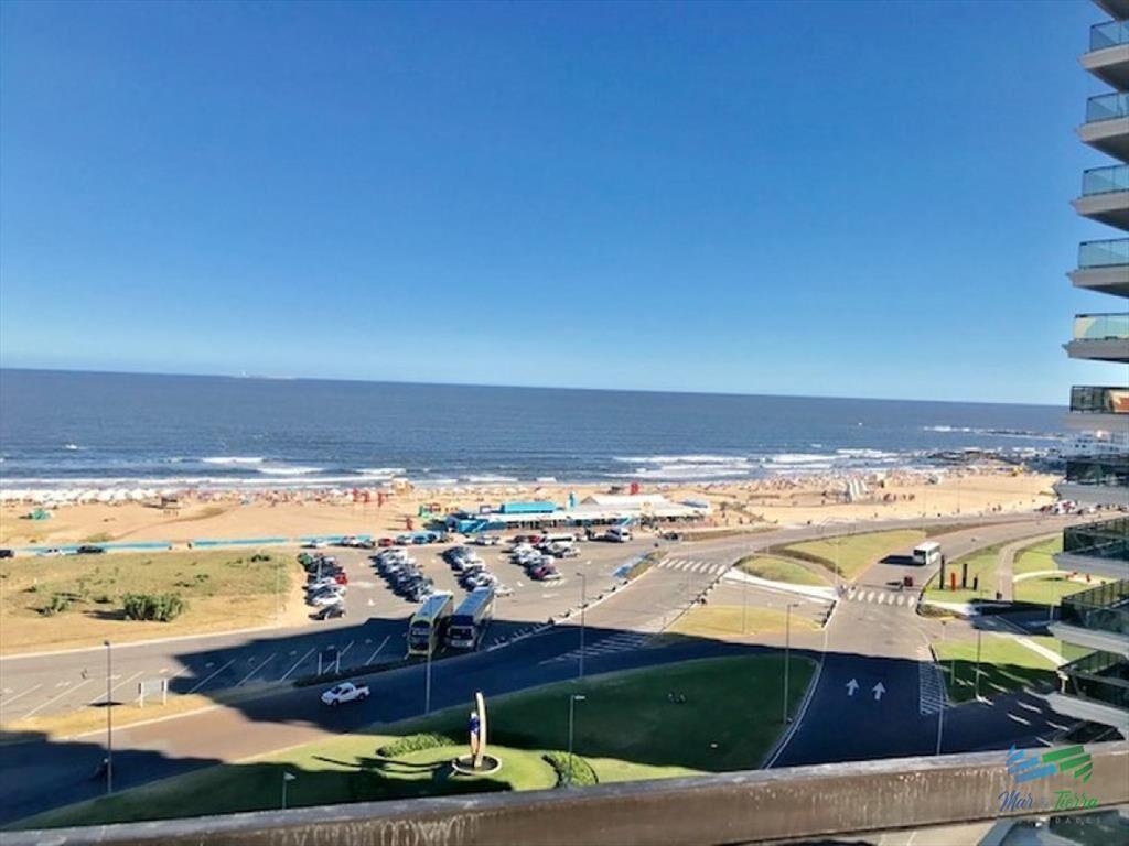 Apartamento 3 dormitorios, en primera línea, del