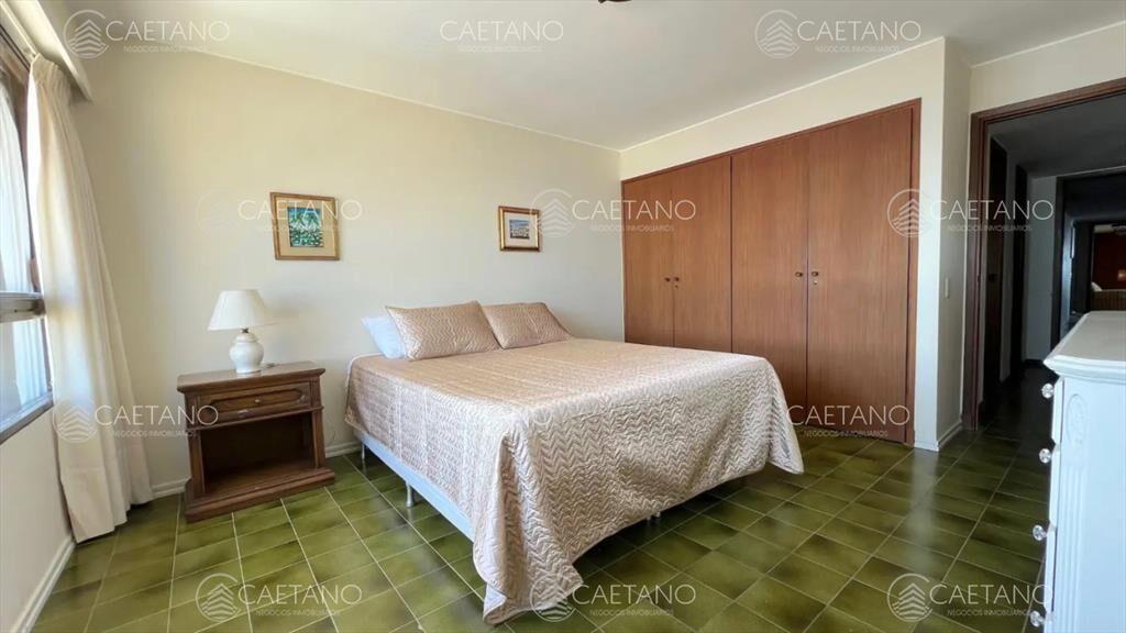 venta de apartamento cuatro dormitorios . Punta