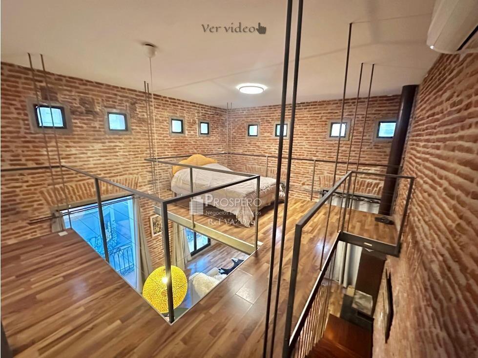 VA2079/1 Venta Apartamento Duplex 2dorm Ciudad Vieja 1 por e