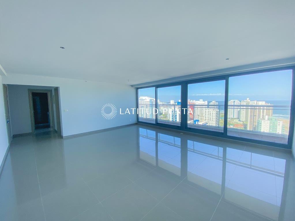 Piso alto en Brava, 2 dormitorios