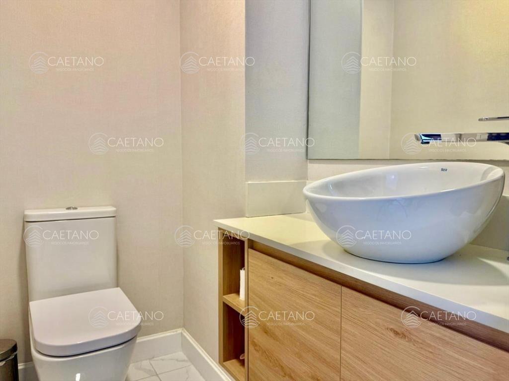 Apatamento 4 Dormitorios, Mansa - Punta del Este