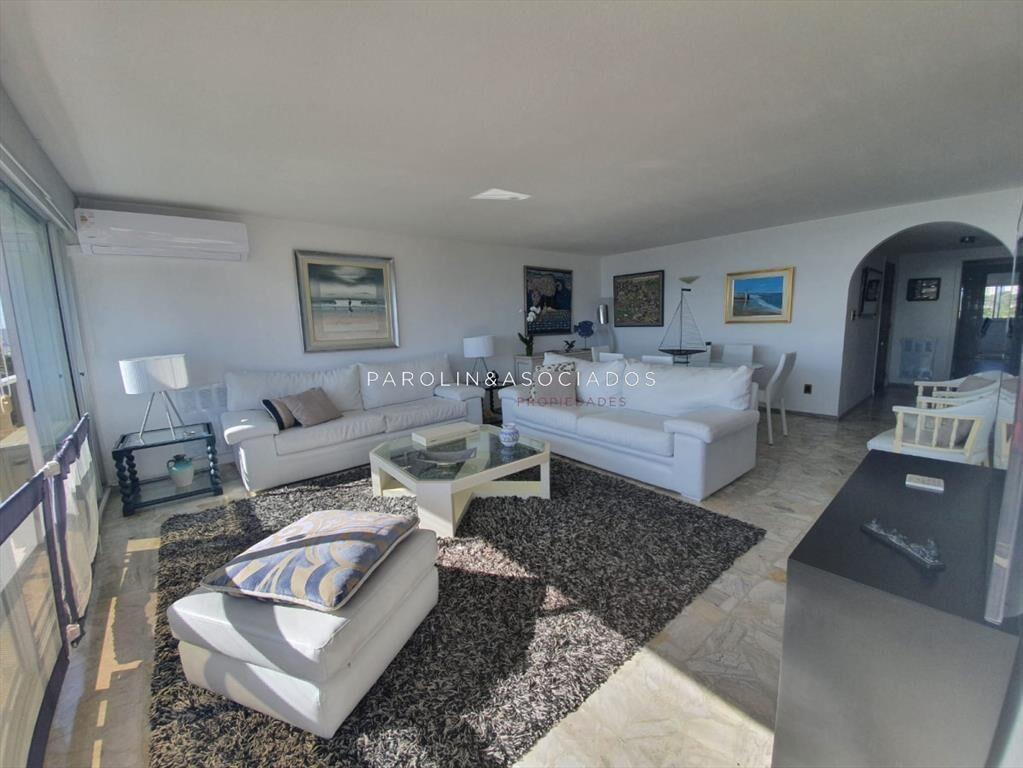 Departamento en venta, PLAYA MANSA PRIMERA LINEA