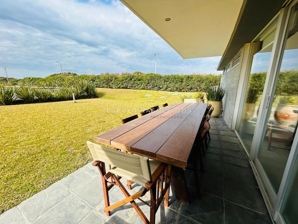Apartamento en venta Playa Brava 3 dormitorios +