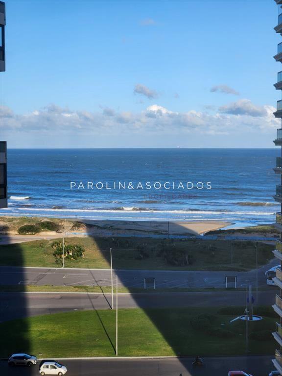 Vende apartamento en Brava, Punta del Este de 2 dormitorios