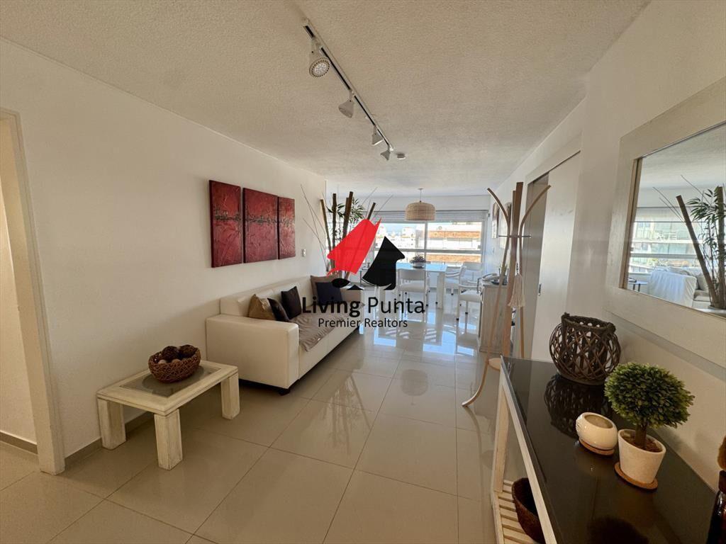 HERMOSO APARTAMENTO EN VENTA DE DOS DORMIT