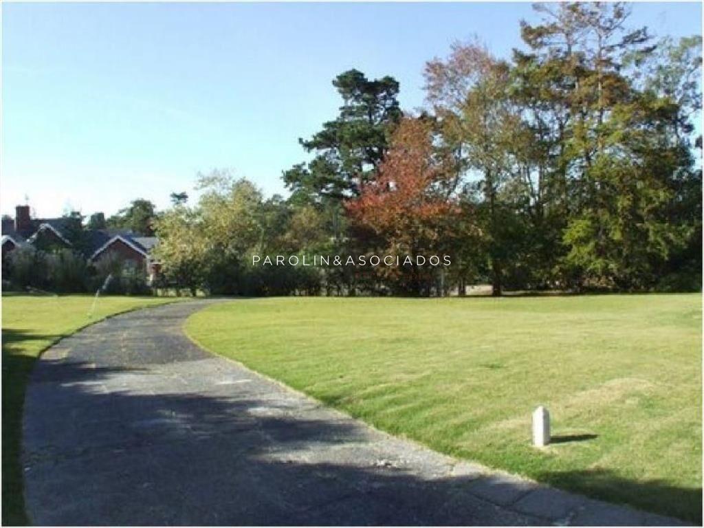 Casa en venta de 6 dormitorios en Golf, Punta del