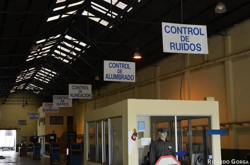 Venta Padrón 1100m2 frente a 2 calles - La Paz / Ferrer ...