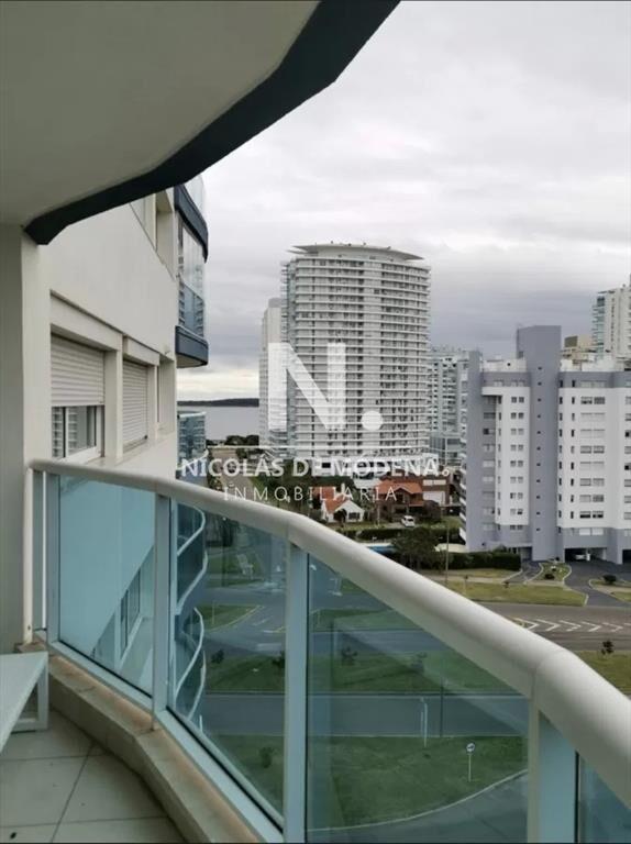 Punta del Este, Mansa parada 4