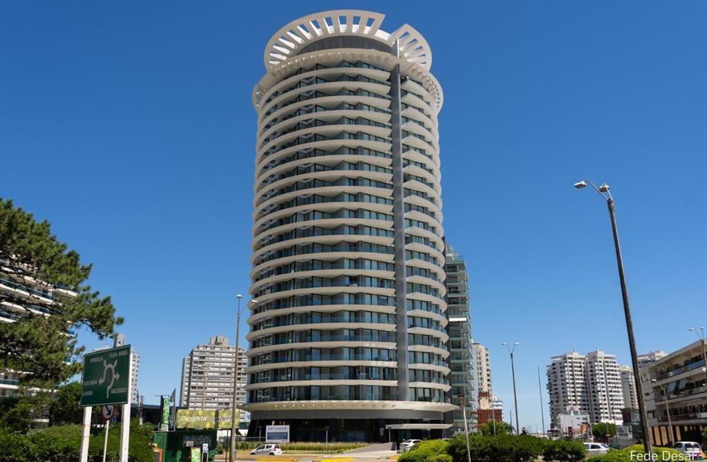 Art tower , piso alto,  nuevo, amenities, gge, vista !!
