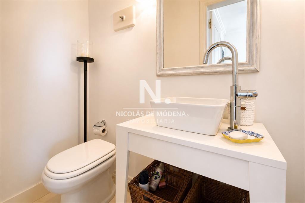 En venta apartamento de 3 dormitorios con vista