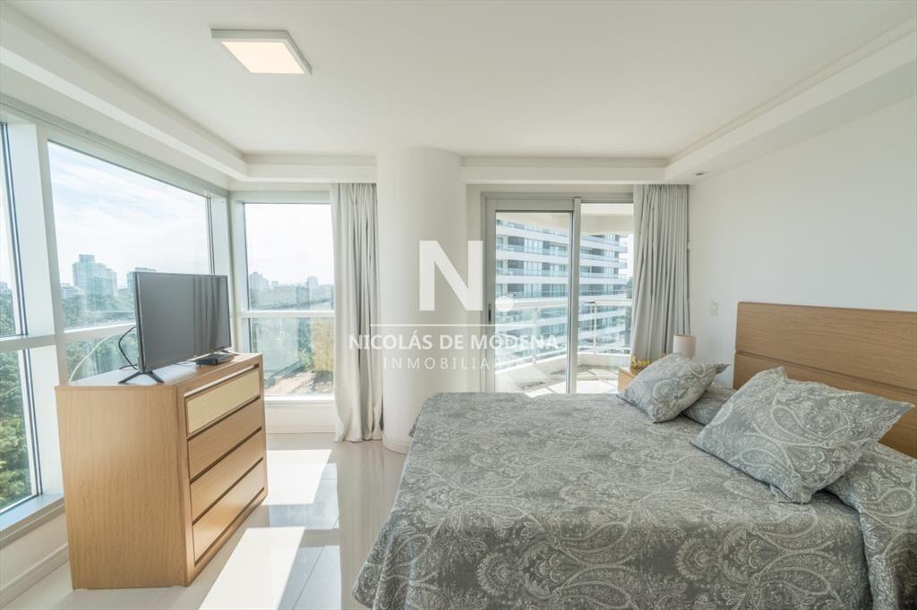 Departamento de 2 dormitorios en venta en Playa