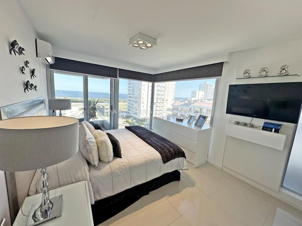 Apartamento en venta en excelente estado con al