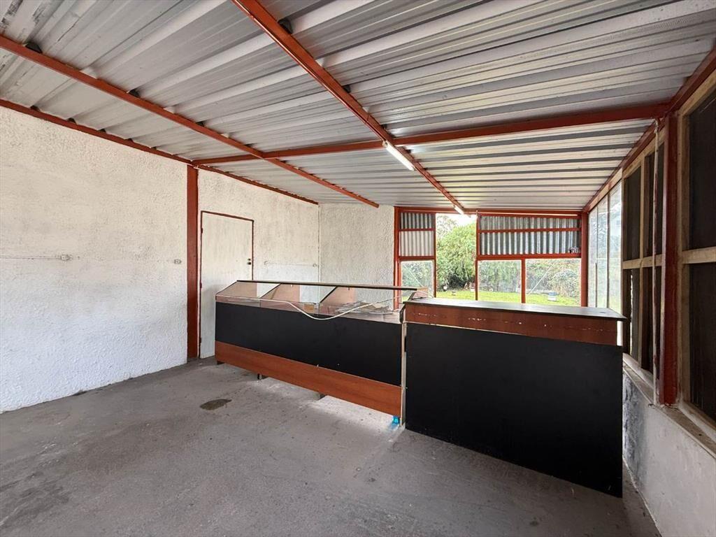 Venta Local comercial mas terreno Santa Ana