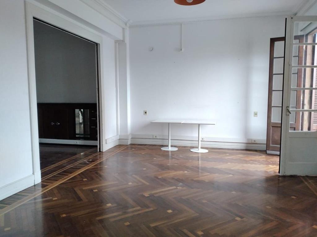 oficina en 18 de Julio Frente a la Intendencia, 313 m2, rec