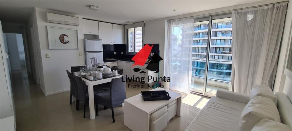Inmejorable apartamento en venta a pasos del mar