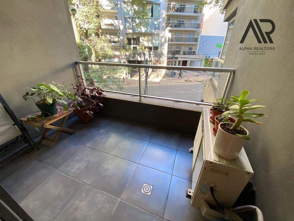 Apartamento en venta c/ cochera en Punta Carretas