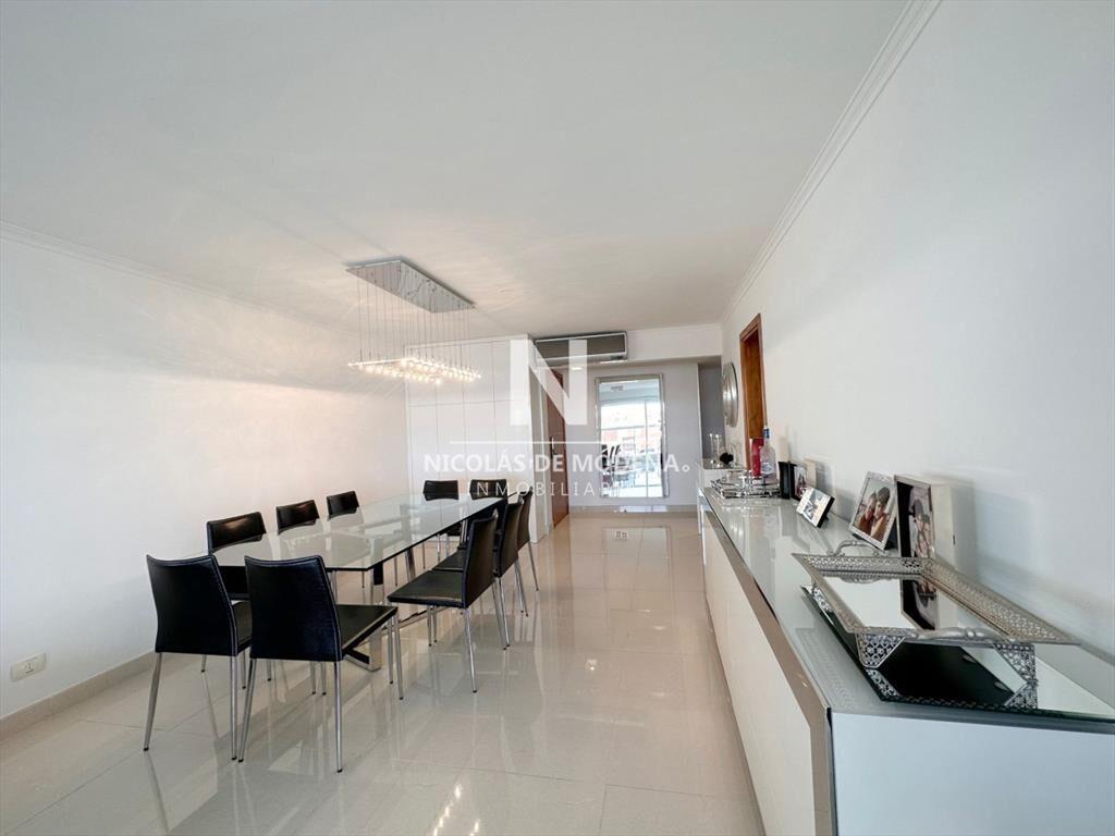Departamento en venta de 3 dormitorios en Miami