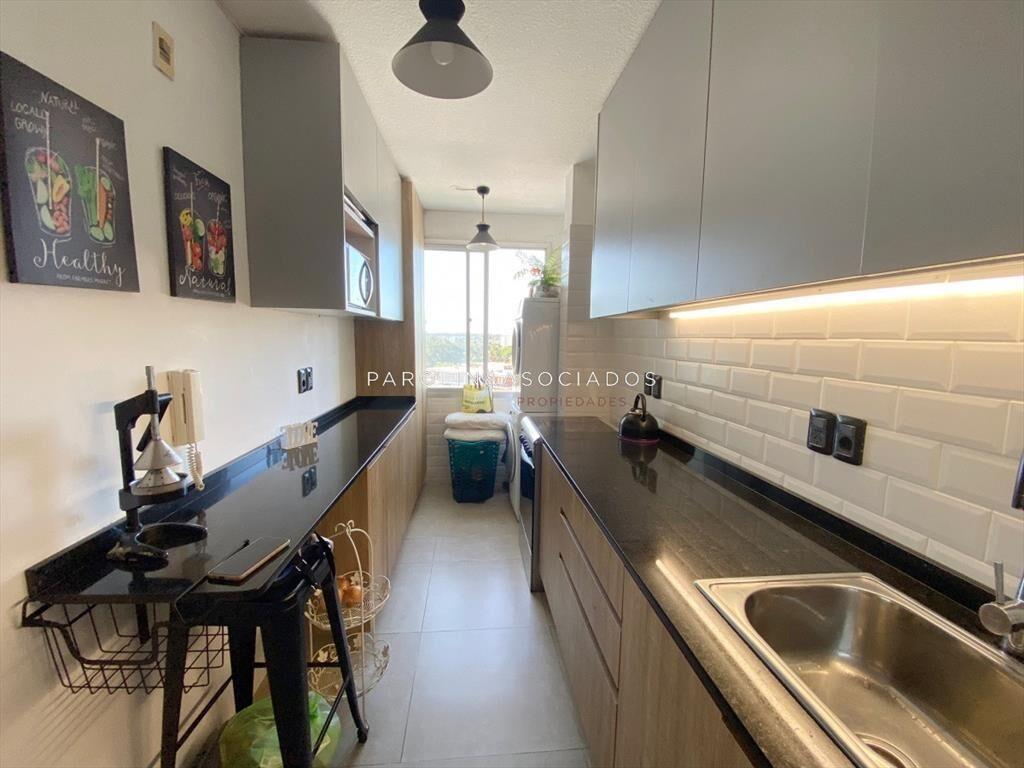 Apartamento en venta de 3 dormitorios en edificio