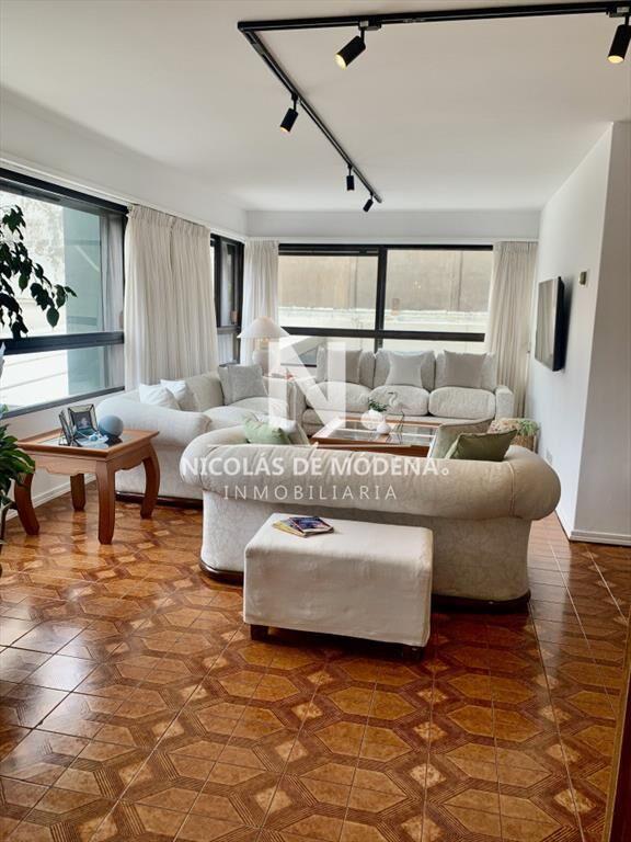 En venta apartamento de 2 mas dep. en Península,
