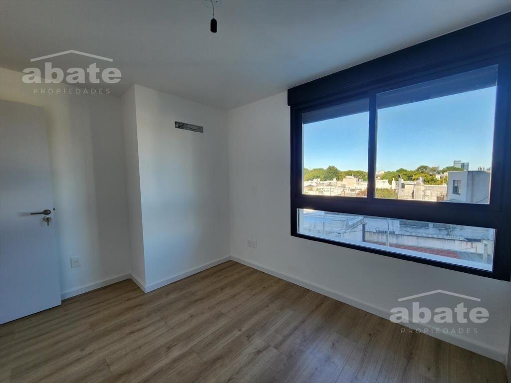 Venta apartamento 2 dormitorios en Parque Batlle al frente