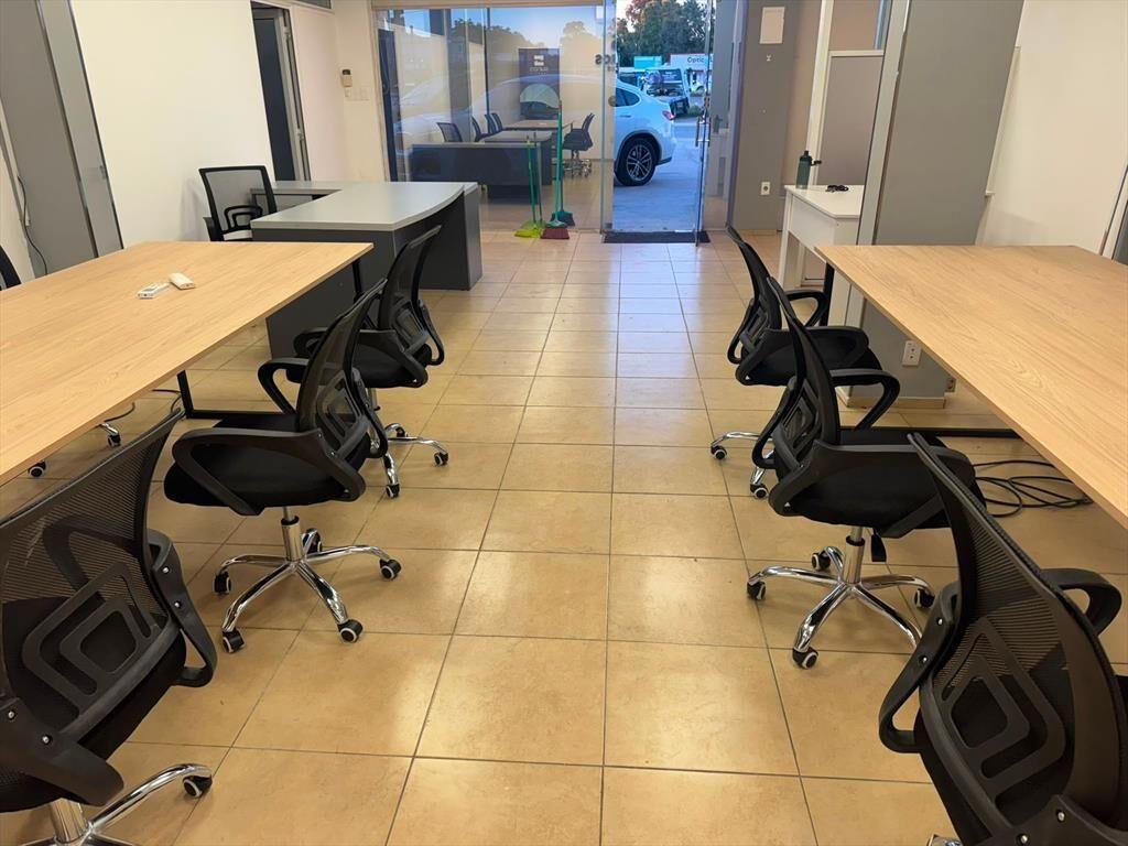 Venta Amplio Local comercial. 574 m2.