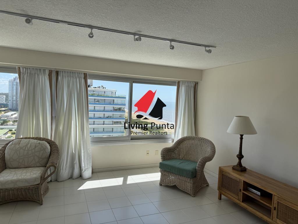 ESPECTACULAR PLANTA, PRIMERA LINEA, SERVICIOS Y