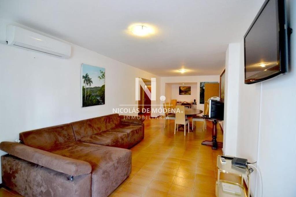 Apartamento en Playa Mansa