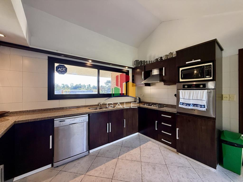 Chalet en Rinc�³n del Indio � A 500 metros del