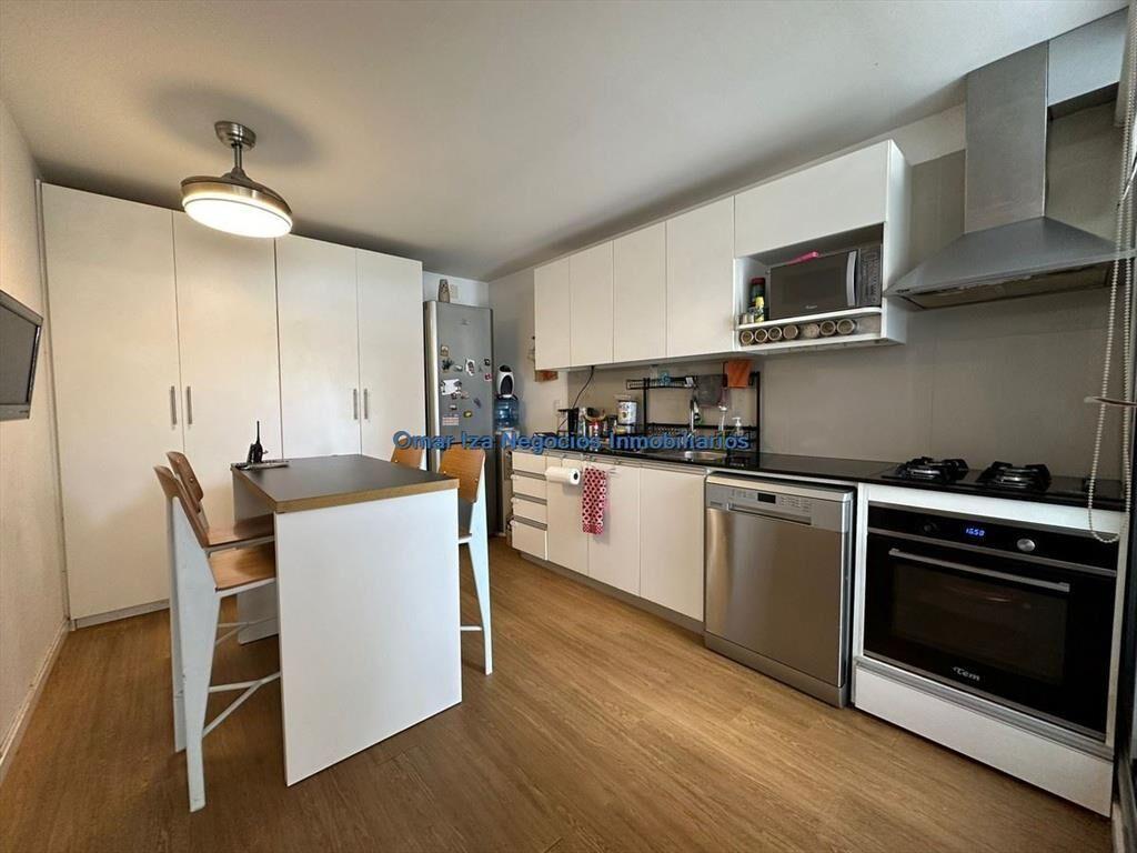 Venta apartamento 3 dormitorios Malvin con garaje E-Tower,