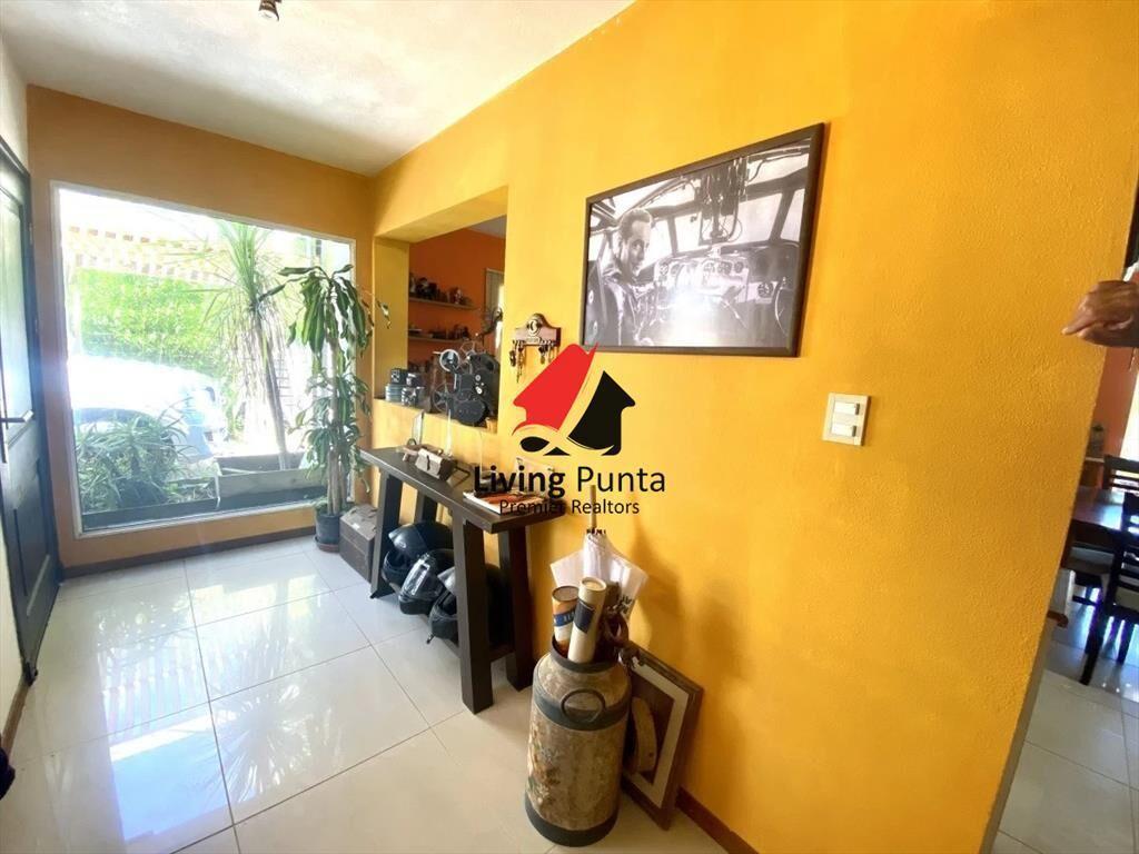 Vende casa en barrio privado la residence, de 4