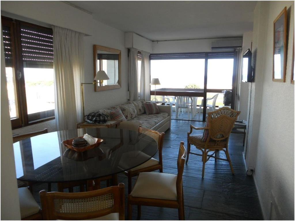 Apartamento frente a playa brava