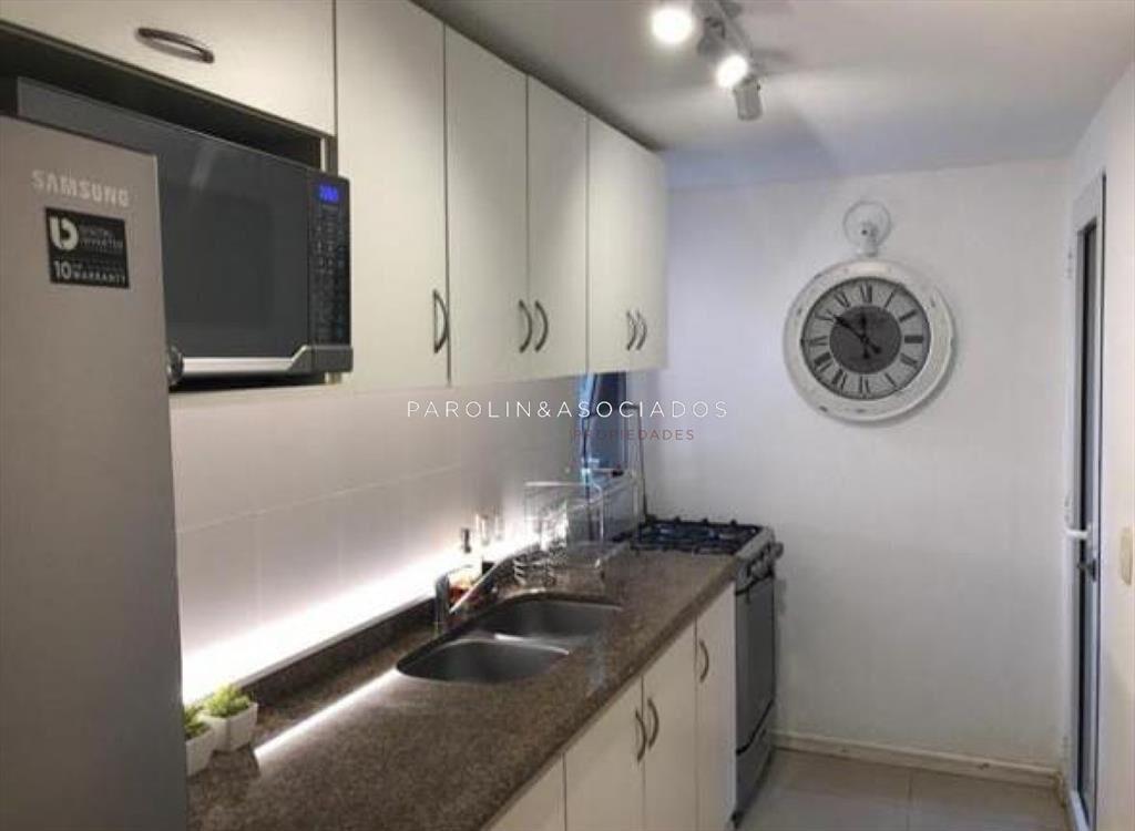 Apartamento en venta de 2 dormitorios en Punta