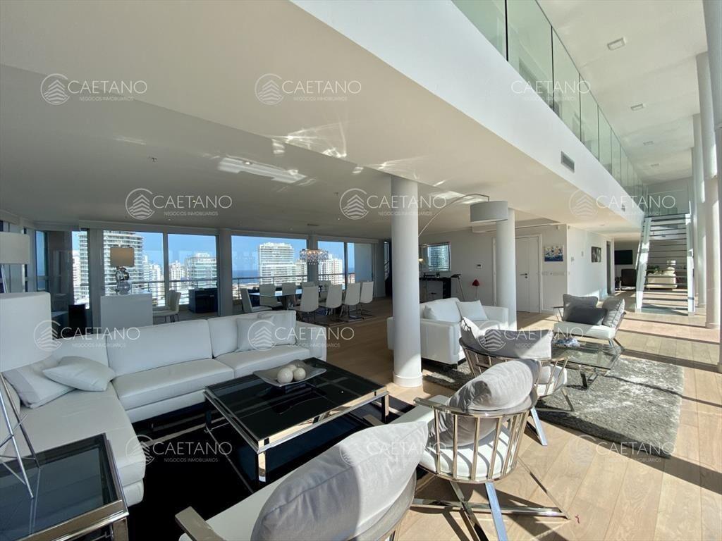 Penthouse Punta del Este con espectacular vista