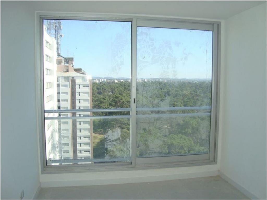 Apartamento en Roosevelt, 2 dormitorios *