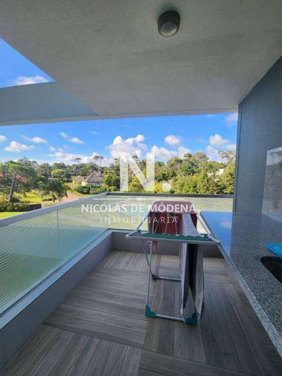 Exclusivo apartamento en primera linea de la con