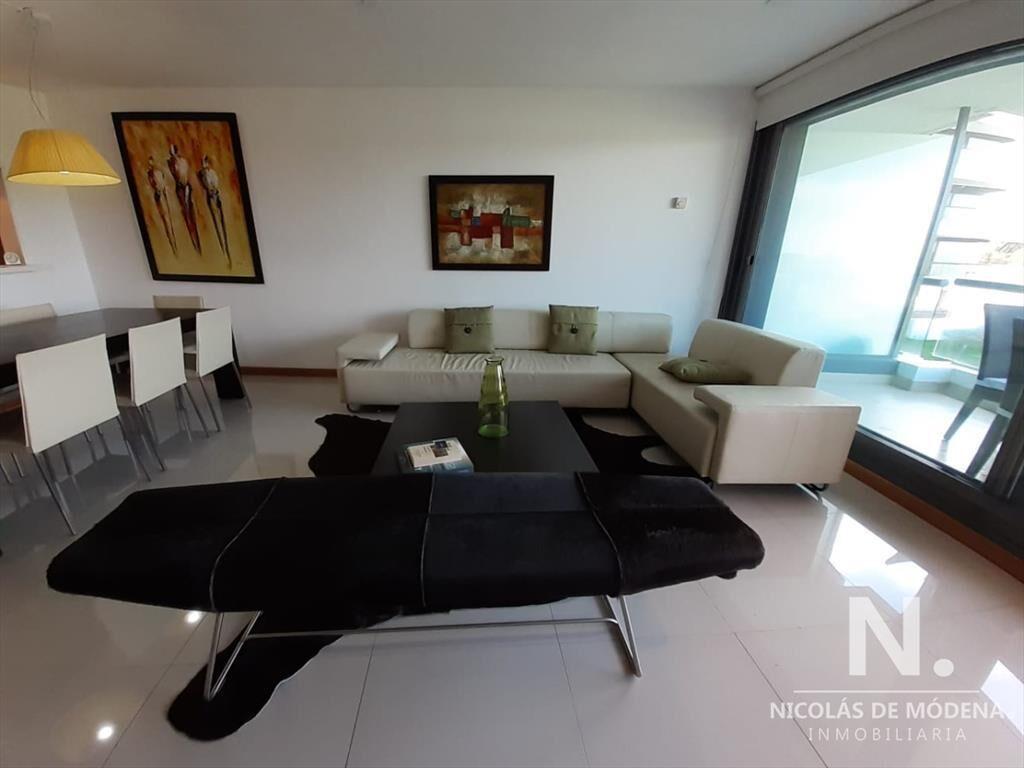 Apartamento de 3 dormitorios. Playa Brava. Rincón del indi
