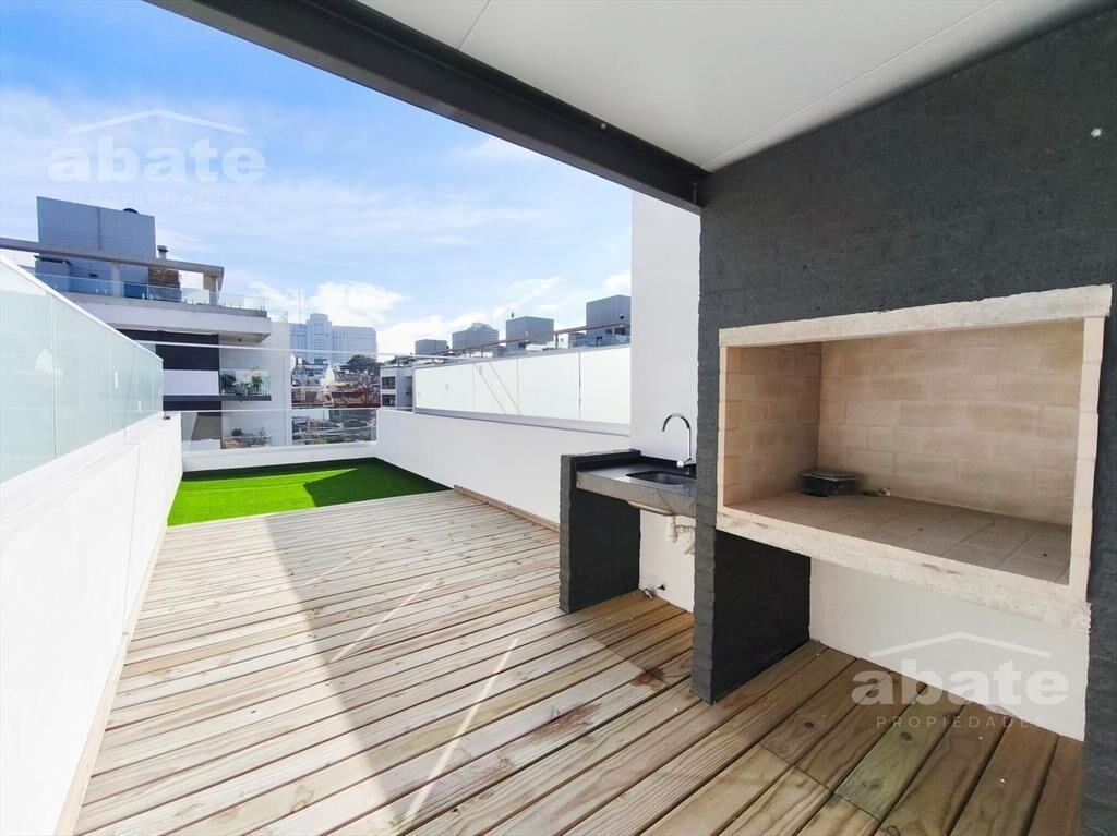 Alquiler de Apartamento con Terraza y Parrillero de uso exc