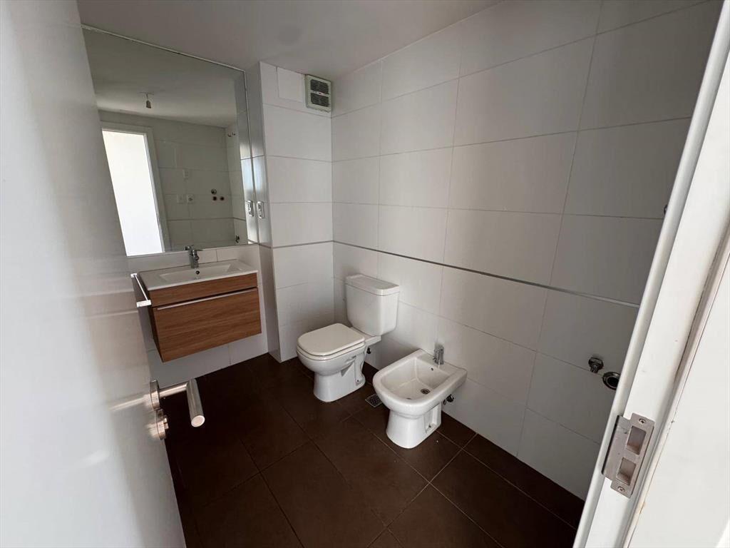 Alquiler de Apartamento en Bv. José Batlle y Ordóñez con 2 d