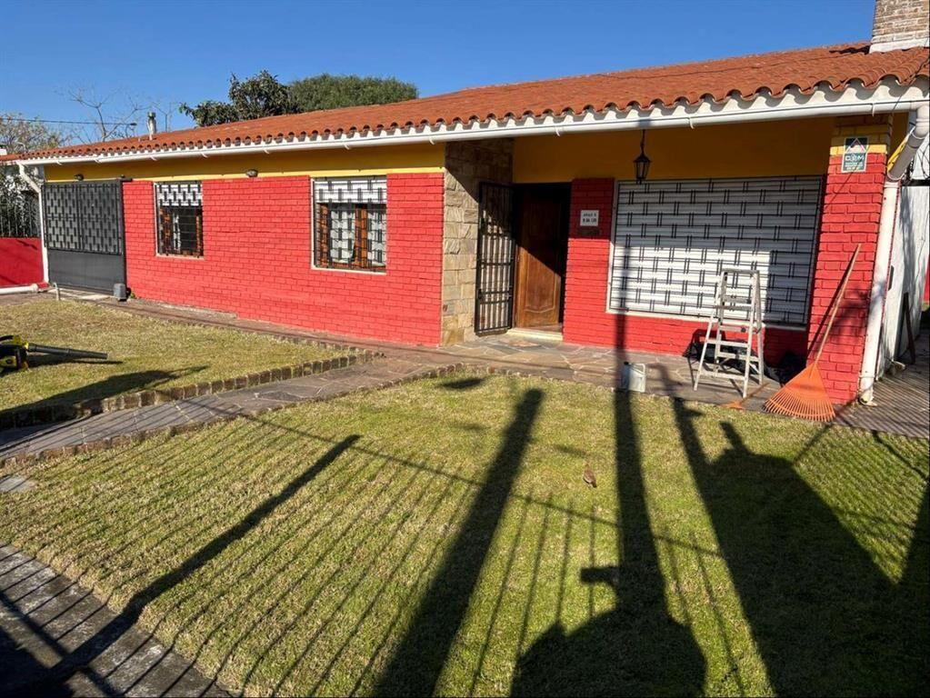 DE MUY BUENA PRESENCIA A METROS DEL MAR Solymar Venta Ciuda