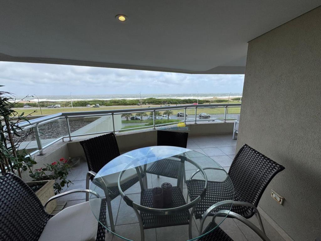 Apartamento en alquiler temporal de 4 dormitorios