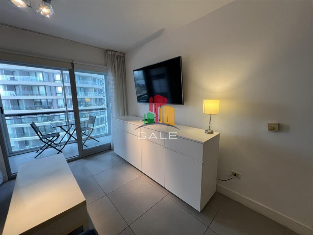 Apartamento de 2 dormitorios 2 baños, en venta.