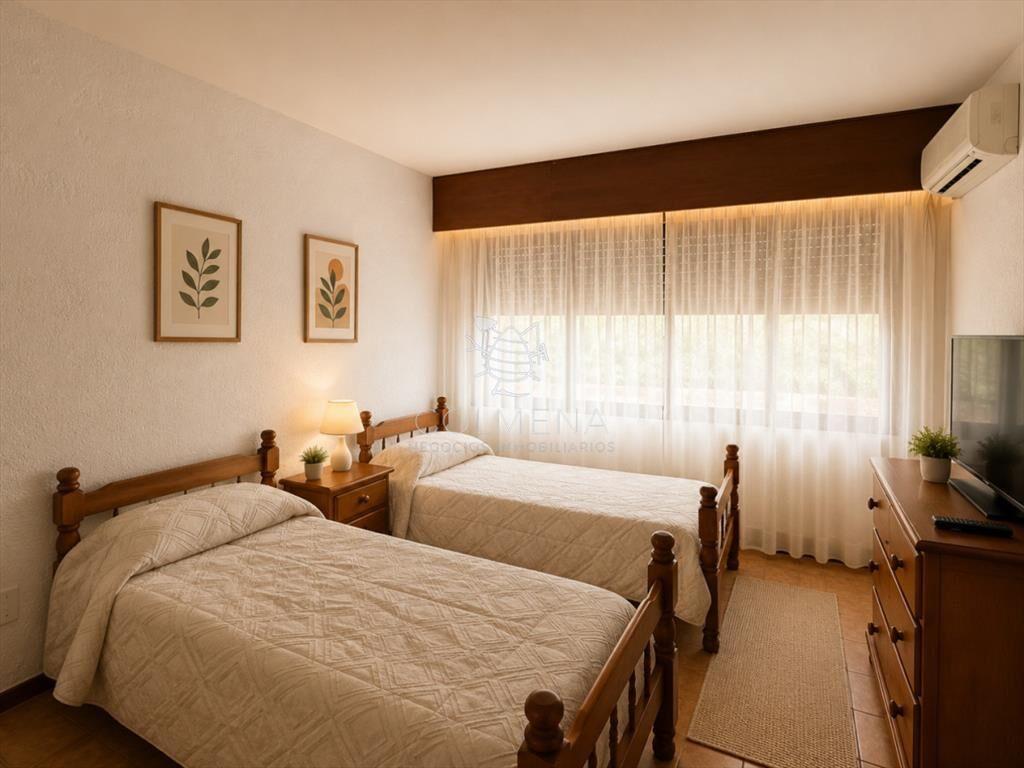 Apartamento con parrillero en Venta, 3 dormitorios, Plaza M