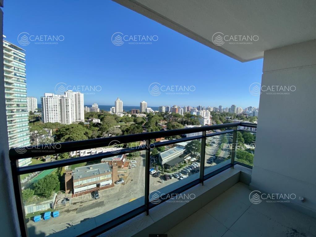 Moderno Apartamento de 2 dormitorios en Punta de
