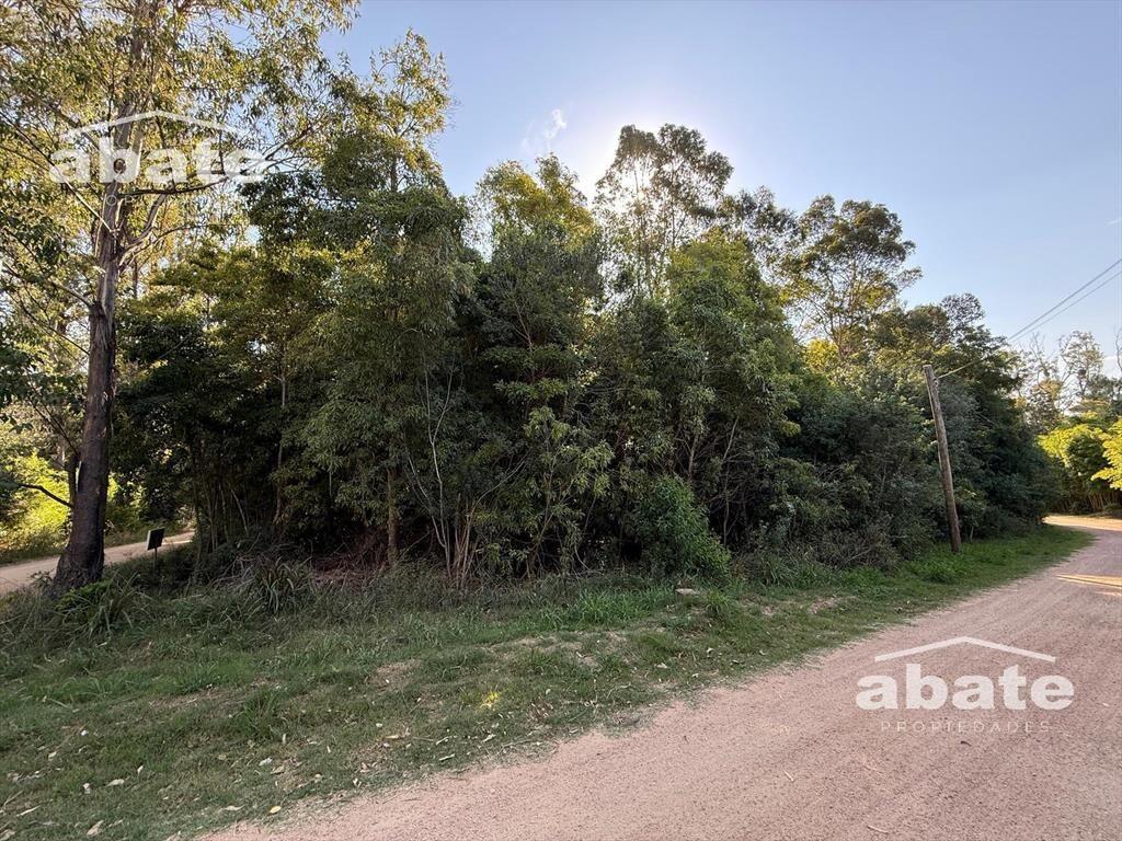 Venta de terreno a metros de Laguna del Sauce