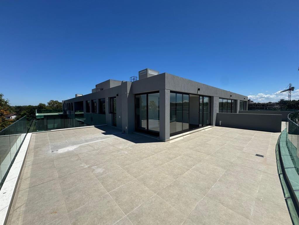 ESPECTACULAR PENTHOUSE SOBRE AV. DE LAS AMERICAS A ESTRENAR