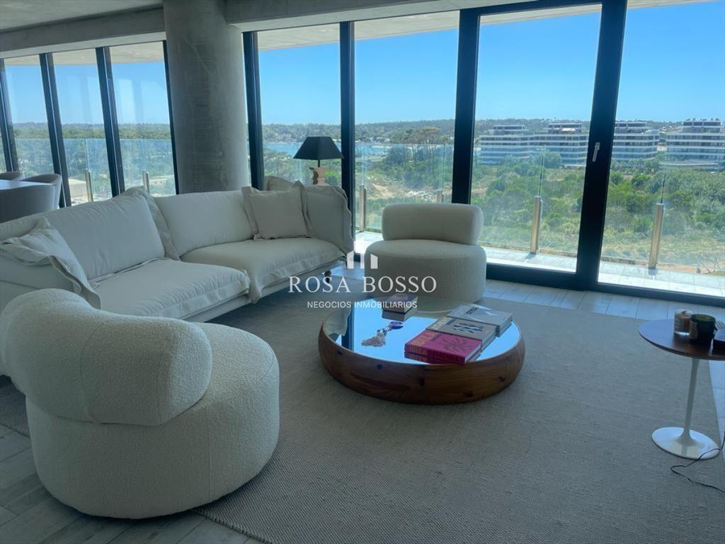 Apartamento, Alquiler, 3 dormitorios, Brava, del