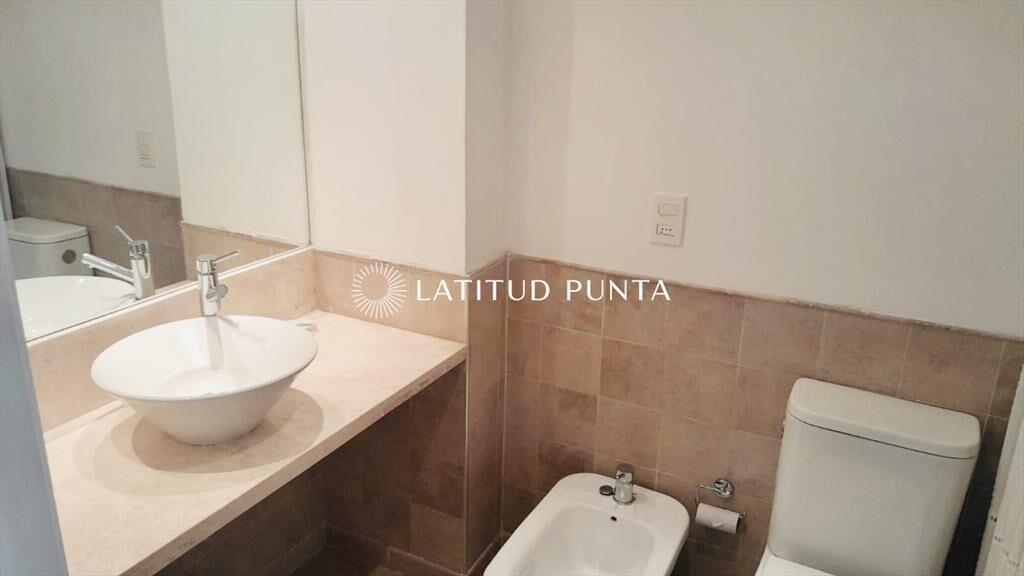 Apartamento de 2 dormitorios en Punta Ballena