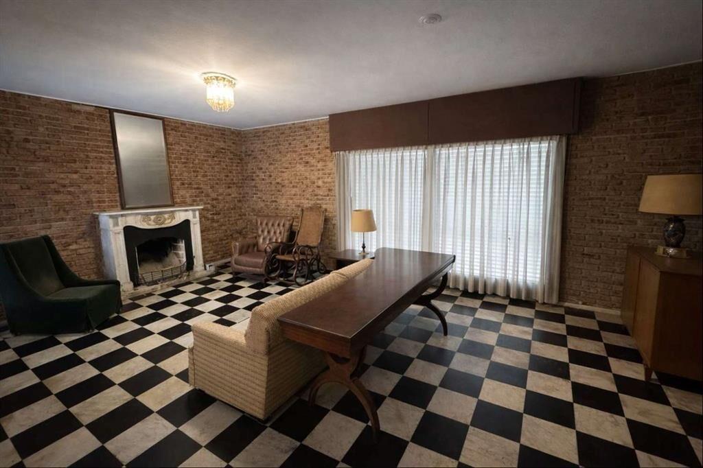 PROPIEDAD ÚNICA EN PRADO - 2.005 m² DE TERRENO Y GRAN POTEN